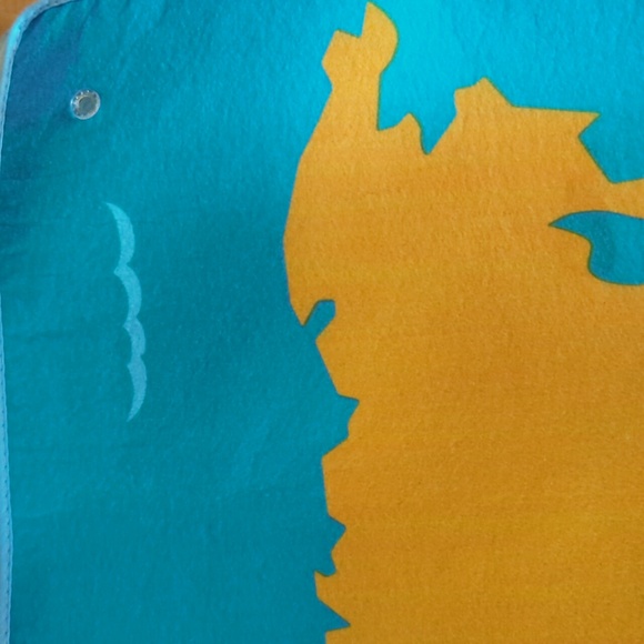 World Felt Large Mat - Picture 3 of 3